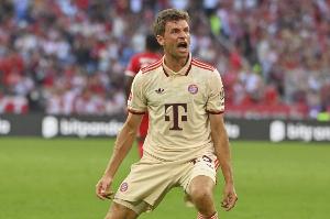 体育视频直播-穆勒今晚有望斩获第13个联赛冠军，与吉格斯并列五大联赛最多