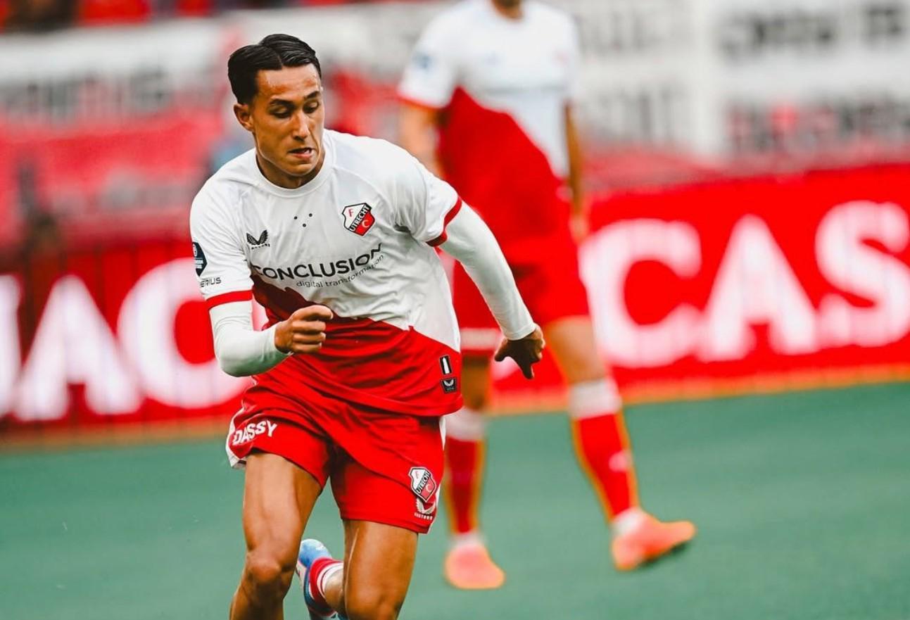 印尼归化21岁原荷兰籍前锋乔纳森斯，球员德转身价90万欧元