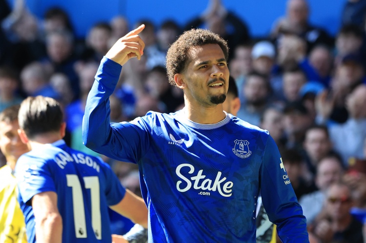 kaiyun 官网-埃弗顿旧将：不希望恩迪亚耶去利物浦，也不认为他能取代萨拉赫