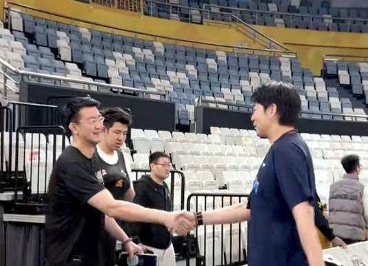 网页版登录入口-邱彪：挑战卫冕冠军广厦要拿出亮剑精神，要有勇气去拼对手